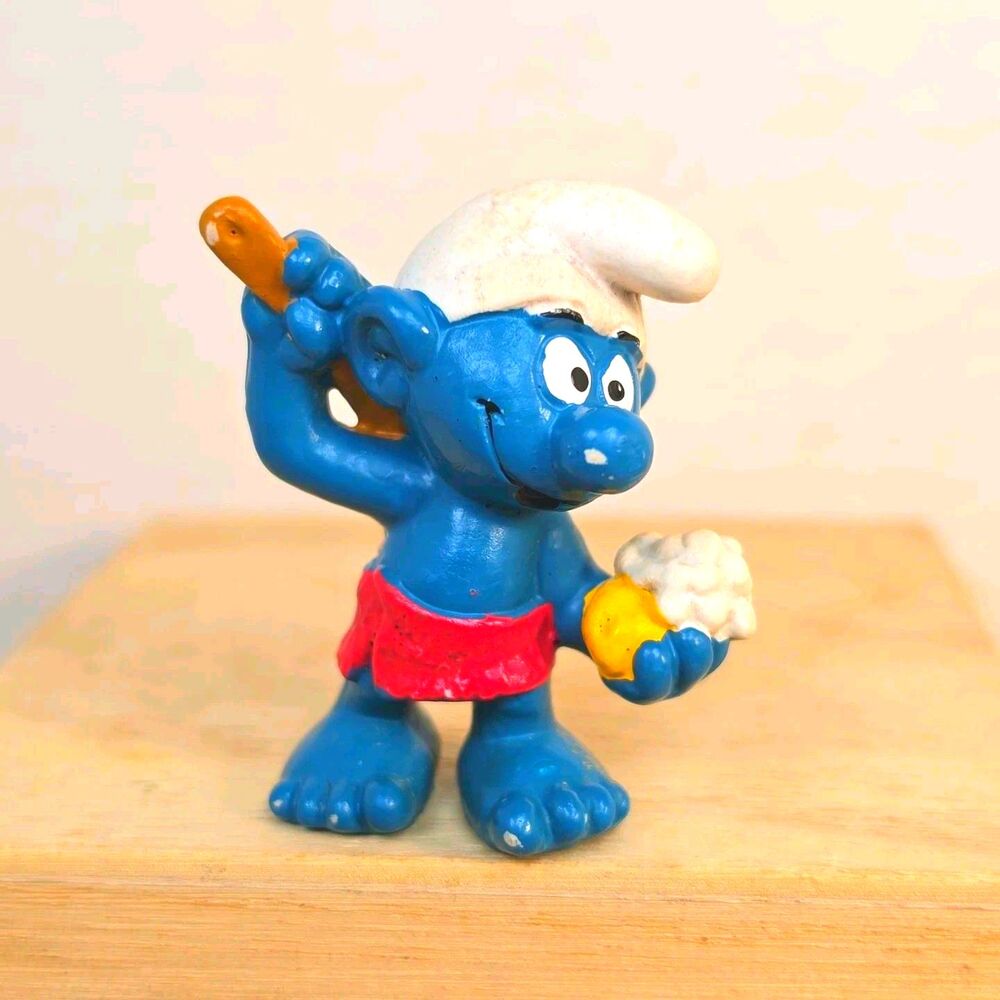 Vintage Bathtub Scrub Smurf Figure 1980 PVC Figurine Schleich